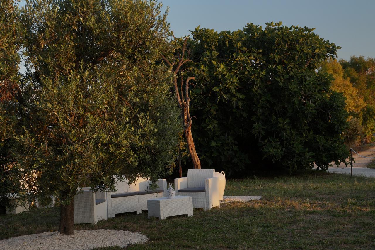 Masseria Di Benedetto Lägenhet Ostuni Exteriör bild